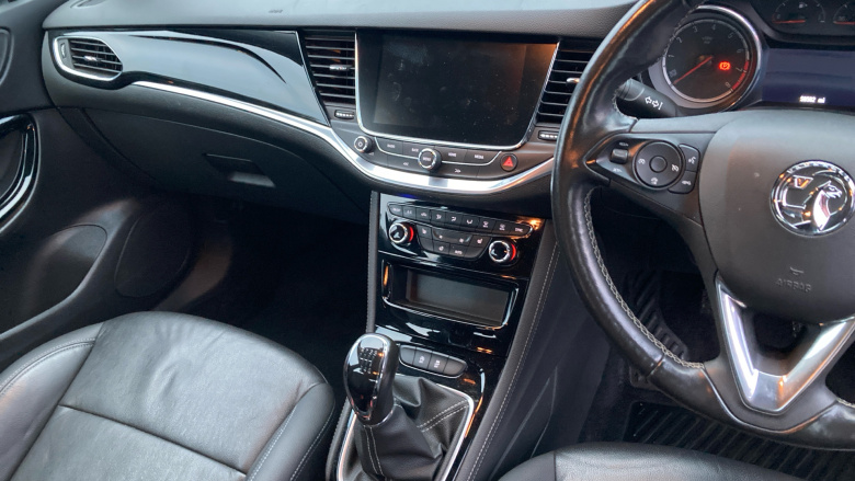 Vauxhall Astra 1.6T 16V 200 Elite Nav 5dr Petrol Hatchback